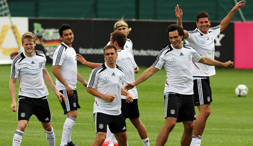 Im letzten Test vor der EM müssen Kapitän Philipp Lahm und das DFB-Team gegen Israel ran