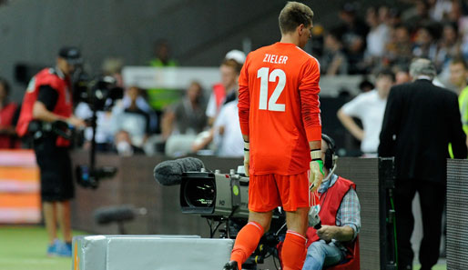 Ron-Robert Zieler sah gegen Argentinien bereits in der ersten Hälfte die Rote Karte