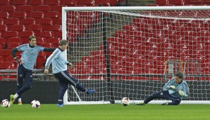 Die deutschen Torhüter beim Abschlusstraining im Wembley-Stadion