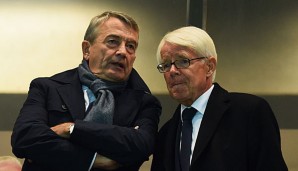 Wolfgang Niersbach wurde von Liga-Präsident Reinhard Rauball absolutes Vertrauen zugesagt