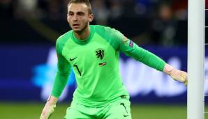 TOR – JASPER CILLESSEN: Beim FC Barcelona nur die Nummer zwei, zwischen den Pfosten der Oranje aber gesetzt. Ein solider Keeper. Mit dem Ball am Fuß aber nicht der Stärkste seiner Zunft.