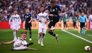 In fünf der sechs Länderspiele seit der WM stand Matthias Ginter in Löws Startelf. Er ist in gewisser Weise ein DFB-Spätstarter: Ginter stand bereits im WM-Kader 2014, erkämpfte sich jedoch lange keinen Startplatz.