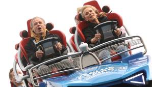 Bevor wir zum eigentlichen Team von damals kommen, hier noch ein paar Eindrücke aus Rust: Jürgen Klinsmann mit Birgit Köpke in erster Reihe auf der Achterbahn.