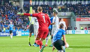 MANUEL NEUER: War auch in Unterzahl nicht wirklich gefordert. Hielt ein paar harmlose Schüsschen der Esten, auszeichnen konnte sich der Kapitän nicht. Note: 3.