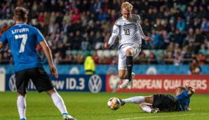 JULIAN BRANDT: Bemüht und mit hohem Laufpensum, aber mit einigen Fehlern und schwachen Pässen. Ließ sich zu oft vom Gegner abdrängen, defensiv auch mal unaufmerksam. Keine Empfehlung für mehr Spielzeit. Note: 4,5.