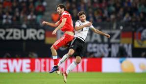 JONAS HECTOR (bis 70.): Wie Kehrer gewillt, sich ins Offensivspiel einzuschalten, konnte aber mit keiner nennenswerten Aktion auf sich aufmerksam machen. Beendet das Spiel wegen einer Verletzung nicht. Note: 3,5.