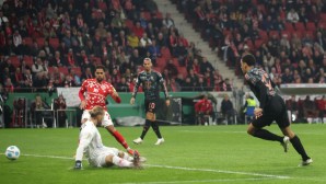 1. FSV Mainz 05 v FC Bayern München - DFB Cup: Round Two