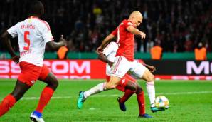 Arjen Robben: Da wäre es fast noch gefallen, das Abschiedstor des Arjen Robben. Verzog allerdings mit dem schwachen rechten Fuß. Immerhin: Der Niederländer verabschiedet sich mit einem weiteren Titel. Keine Bewertung.