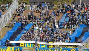 Diese Fans des 1. FC Saarbrücken können ihr Team auch friedlich unterstützen