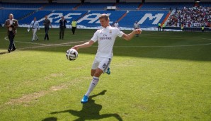 Toni Kroos wurde im Santiago Bernabeu zu Madrid vorgestellt