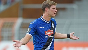 Fabian Klos unterlag mit seiner Arminia dem Halleschen FC deutlich mit 1:5