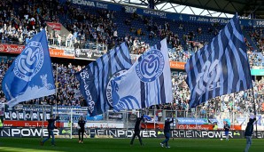 Die MSV-Fahnen werden auch weiterhin in der 3. Liga wehen