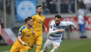 Die Sportfreunde Lotte mit Andre Dej (l.) konnten dem MSV Duisburg mit Zlatko Janjic ein Remis abtrotzen