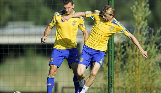 Andrej Schewtschenko (l.) beim Abschlusstraining zusammen mit Anatoli Timoschtschuk