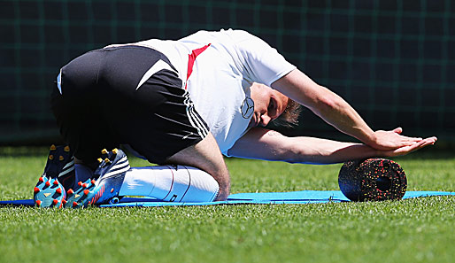 Die Spieler - hier Benedikt Höwedes - schwitzten beim Training