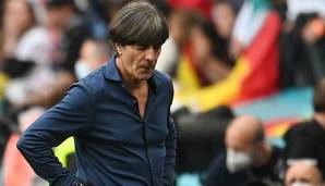 Bundestrainer Joachim Löw hat die beiden Nationalspieler Serge Gnabry und Leroy Sane nach dem bitteren EM-Aus gegen England kritisiert.