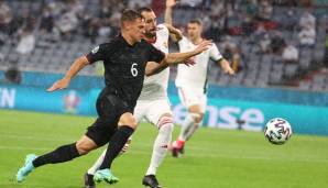 JOSHUA KIMMICH: Vergab früh eine Chance nach toller Ballannahme (4.). Wurde in Manndeckung genommen und rotierte daher wie in Halbzeit zwei auch ins Zentrum. Seine Ecke köpfte Hummels an die Latte. Mit den meisten Ballverlusten beim DFB (18). Note: 4.