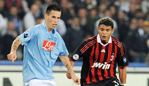 Bald schon Teamkollegen? Neapels Marek Hamsik (l.) und Milans Thiago Silva