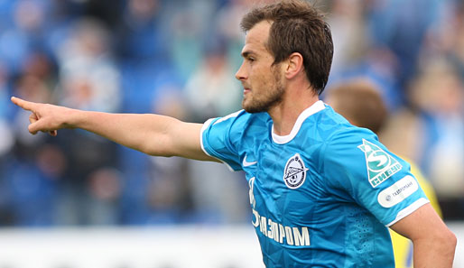 Danko Lazovic von Zenit St. Petersburg wurde angeblich mit einem Elektroschocker angegriffen