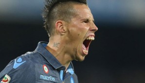 Herr Hamsik, einmal bitte "Ah" sagen