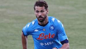 FERNANDO LLORENTE (SSC Napoli): Der Spanier wird den Süditaliener wohl den Rücken zukehren und gen Norden zu Udinese wechseln. Das berichtet die AS. Dem Bericht nach haben sich Spieler und Klub bereits geeinigt, er soll nur auf die Freigabe warten.