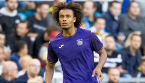 Bereits in der vergangenen Saison lief Zirkzee für Anderlecht auf, im Rahmen einer einjährigen Leihe markierte er 18 Treffer und 13 Torvorlagen in 47 Pflichtspielen. Der FC Bayern soll eine Ablöse zwischen 15 und 20 Millionen Euro fordern.