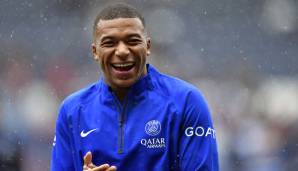 Platz 1 - KYLIAN MBAPPÉ (Paris Saint-Germain): 128 Millionen Euro (Gehalt: 110 Millionen Euro, Sponsoren: 18 Millionen). Messi und Ronaldo haben es erst 2018 geschafft, die Schallmauer von 100 Millionen Euro zu knacken, Mbappé gelingt dies schon mit 23.