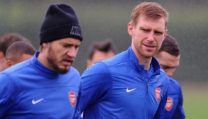 Per Mertesacker (r.): "Ich stellte mir die Frage, ob ich mich festigen und weiterentwickeln kann"