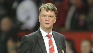 Louis van Gaal macht schwere Zeiten mit United durch