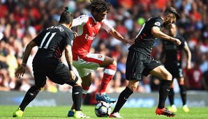 Mohamed Elneny (M.) stand statt Granit Xhaka in der Startelf des FC Arsenal