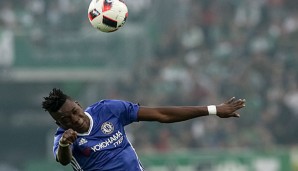 Bertrand Traore geht zu Ajax Amsterdam