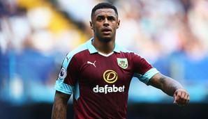 Andre Gray wird für vier Spiel gesperrt