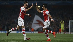 Die Verträge von Mesut Özil und Alexis Sanchez laufen 2018 aus