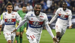 Alexandre Lacazette steht vor einem Wechsel zu Arsenal