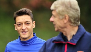 Wenger verteidigt Özil