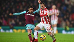 Manuel Lanzini versuchte gegen Stoke City einen Elfmeter zu schinden