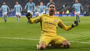 Bei Manchester City und Claudio Bravo war die Freude nach dessem gehaltenen Elfmeter gegen Leicester City groß