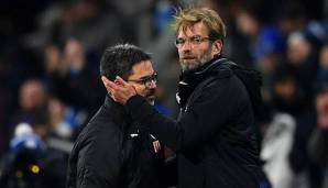 Jürgen Klopp am Spielfeldrand bei einem Spiel des FC Liverpool gegen Huddersfield Town mit David Wagner