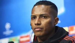 Antonio Valencia entschuldigt sich.