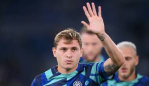 Barella agiert hauptsächlich auf der rechten Seite des zentralen Mittelfelds, dem Platz, den er höchstwahrscheinlich besetzen würde, sollte er bei den Reds unterschreiben. Die Gazzetta dello Sport nannte ihn einmal den "sardischen Steven Gerrard".