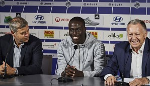 Ferland Mendy wurde auf einer Pressekonferenz offiziell vorgestellt