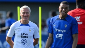 Didier Deschamps Kylian Mbappe France 2023