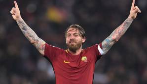 Daniele de Rossi verfolgte das Roma-Derby verkleidet in der Fankurve.