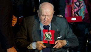 Alfredo di Stefano liegt nach einem Herzinfarkt im Krankenhaus