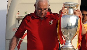 Luis Aragones holte mit Spanien den EM-Titel 2008