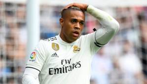 MARIANO DIAZ: Nahm die Nummer 7 von Ronaldo, spielte aber nicht wie Ronaldo. War auch lange verletzt. Hat nach dem Transfer von Luka Jovic wenig Perspektive bei Real. Wechsel-Wahrscheinlichkeit: 80 Prozent.