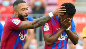 Ansu Fati (r. mit Memphis Depay) ist überwältigt von seinen Emotionen nach seinem Comeback-Tor für Barcelona.