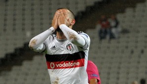 Mustafa Pektemek konnte es nicht fassen, durch sein Tor steht Besiktas an der Spitze