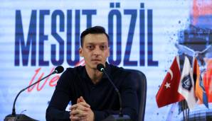 Mesut Özil wechselt von Fenerbahce zu Basaksehir.