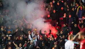 Für das Fehlverhalten einiger deutscher Fans beim Spiel gegen Tschechien muss der DFB eine Geldstrafe zahlen